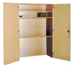 Garagenschrank. Schleppsockelschrank, Schrank mit Schleppsockel